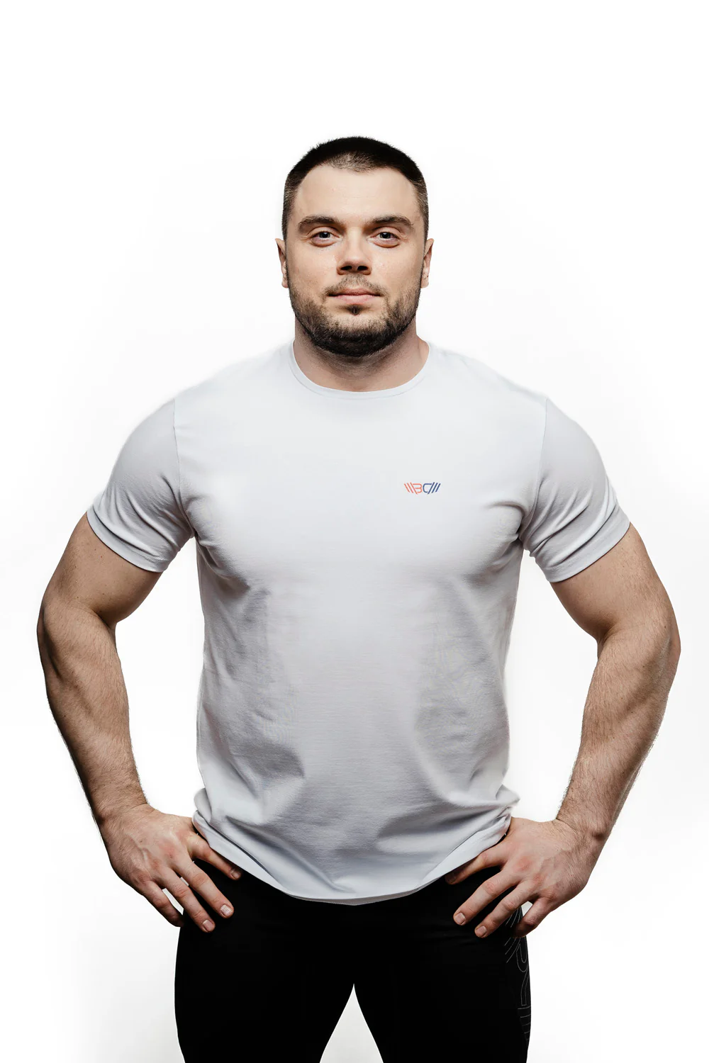Basic Logo T-shirt - Image 5